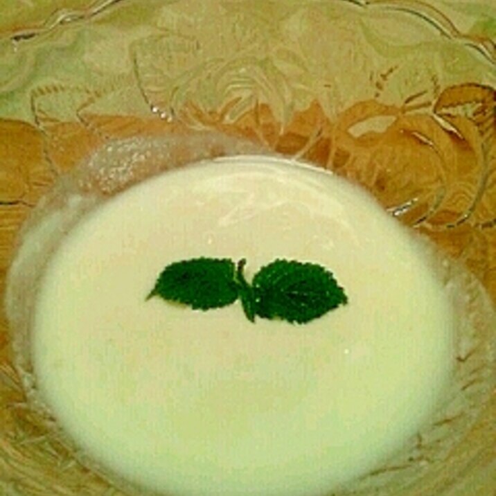 塩麹inヨーグルト♪火を通さない生きた麹を摂取!